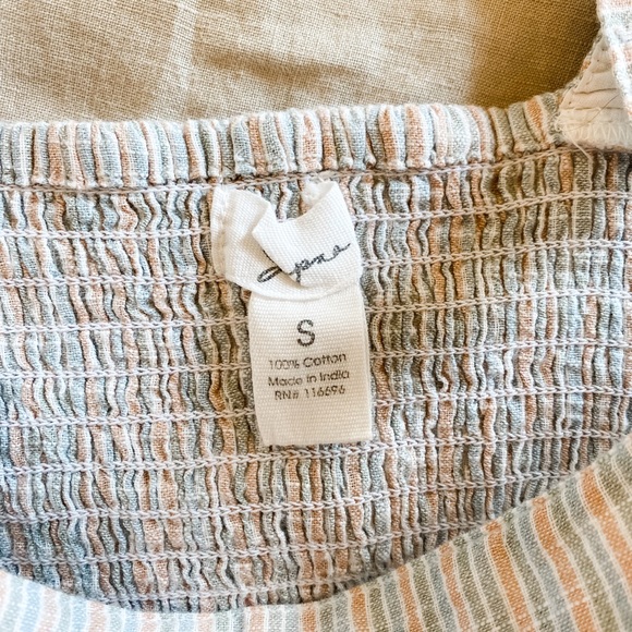 NWT Japna Ruffled Tank, Size Small - Picture 7 of 7